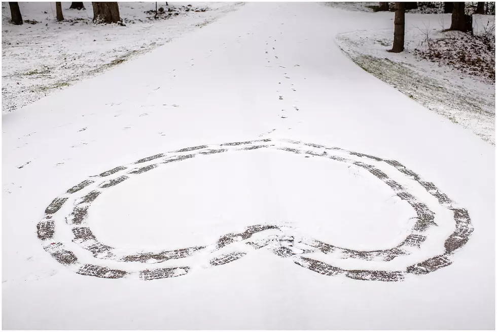 FedEx Driver Spreads Christmas Cheer in the Snow in Yarmouth, Maine